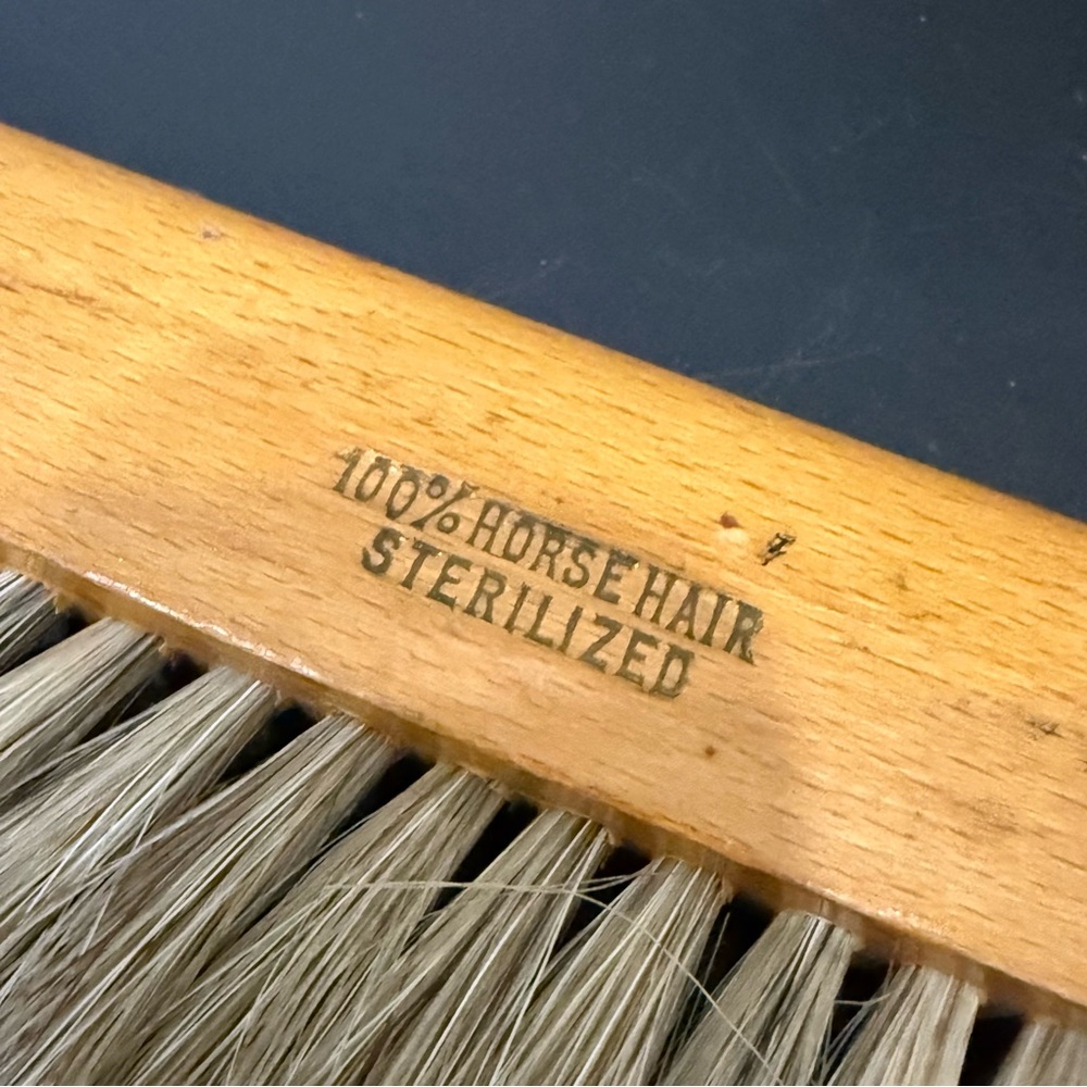 Vintage MORILLA-NY No.1 100% Horsehair Sterilized Drafting Dusting Brush - Picture 3 of 10